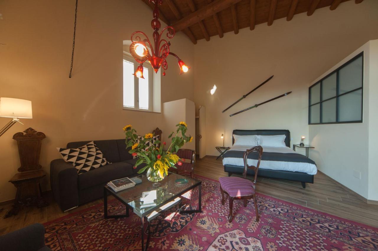 La Soffitta Covelli Bed & Breakfast Трани Екстериор снимка